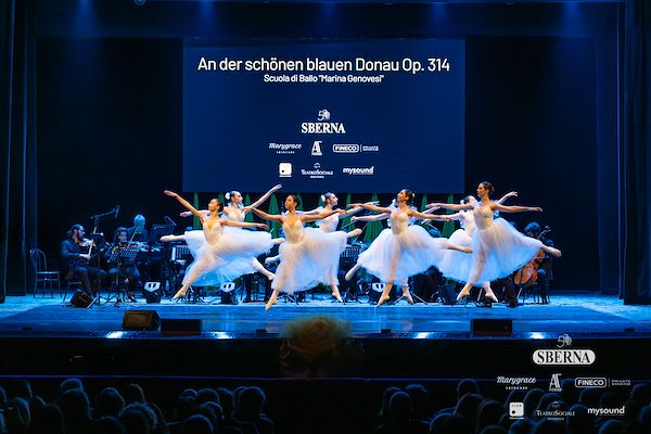 Sberna & AT Patissier - Crazy for Music 2025